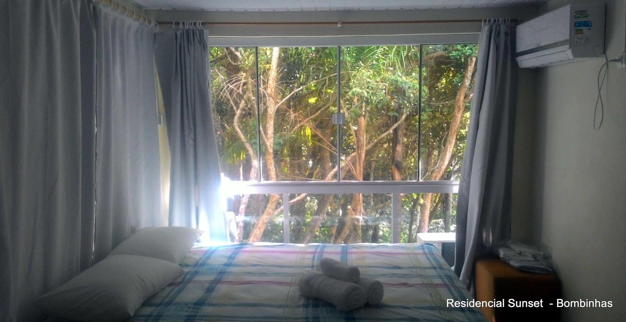 Residencial Sunset Aparthotel Bombinhas Buitenkant foto